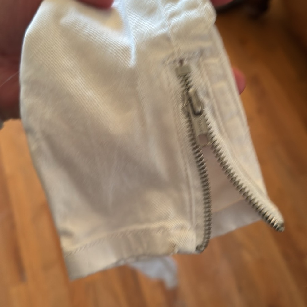 Joe’s Jeans girls white jeans hem zip size 12 - Picture 5 of 5